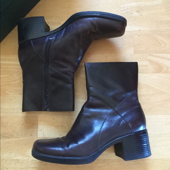 Clark’s Booties - Picture 3 of 5